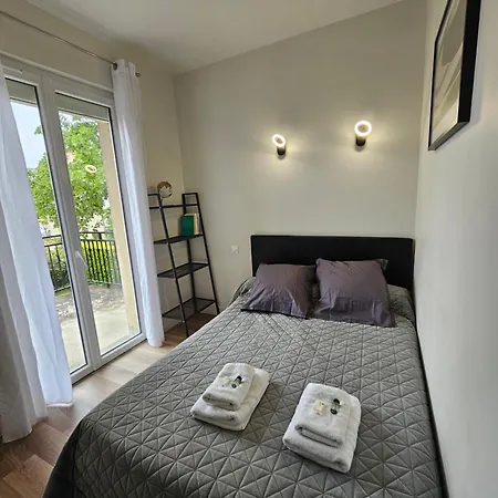 Au 3 Rue Manhes Apartment Albi Exterior photo